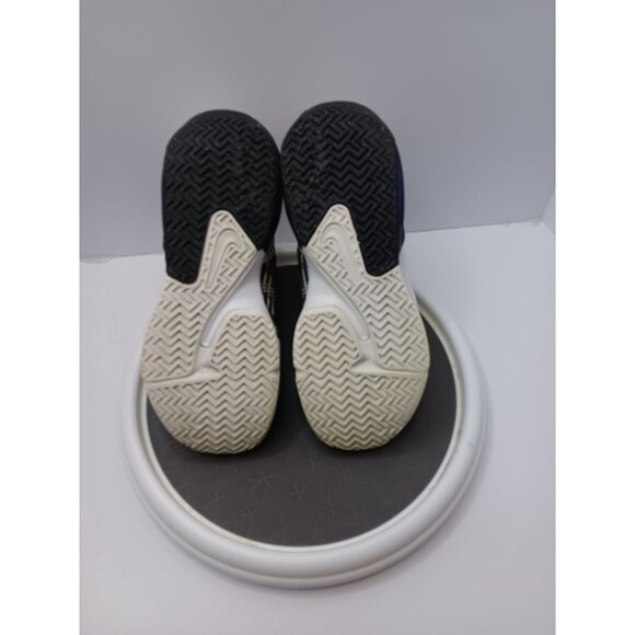 Nike Lebron Witness 6 Basketball Shoes Black/White/Gold Size 5 Youth - Picture 4 of 7